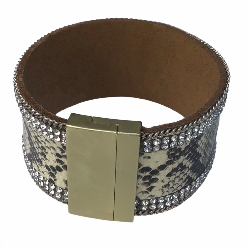 Python print bracelet